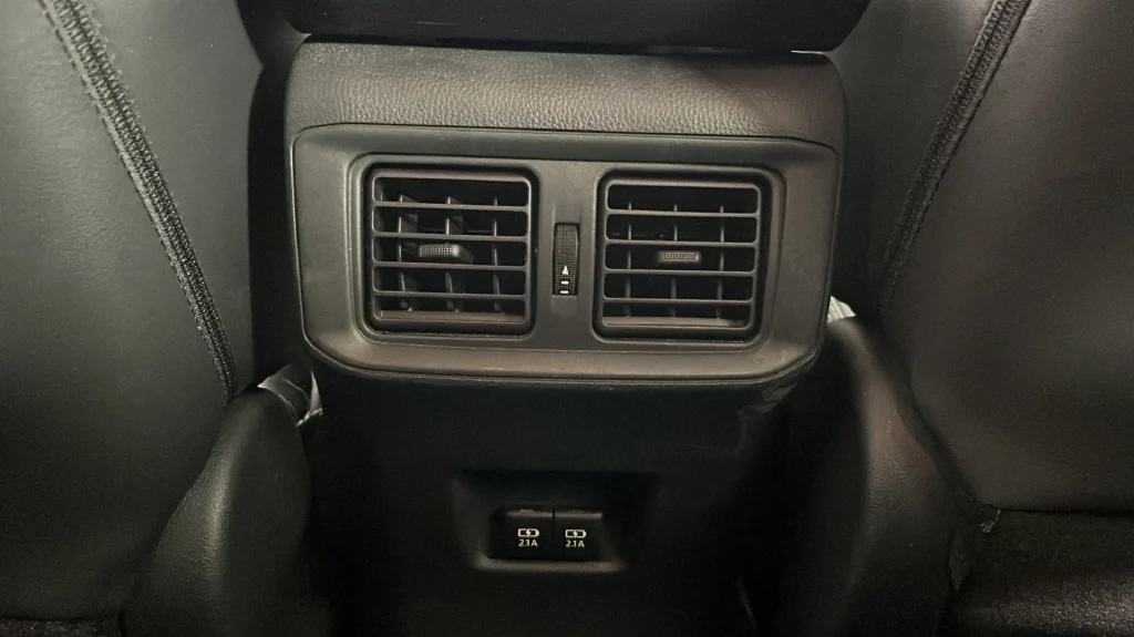 2019 Toyota RAV4 XLE Premium - Photo 34