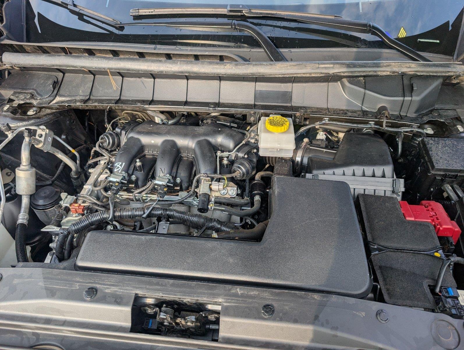 Used 2025 Super Black Nissan SV image 13