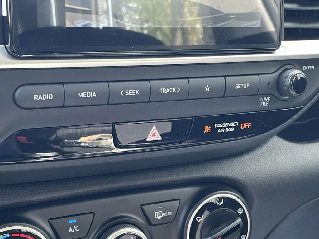 New 2026 Silver Hyundai SE image 25