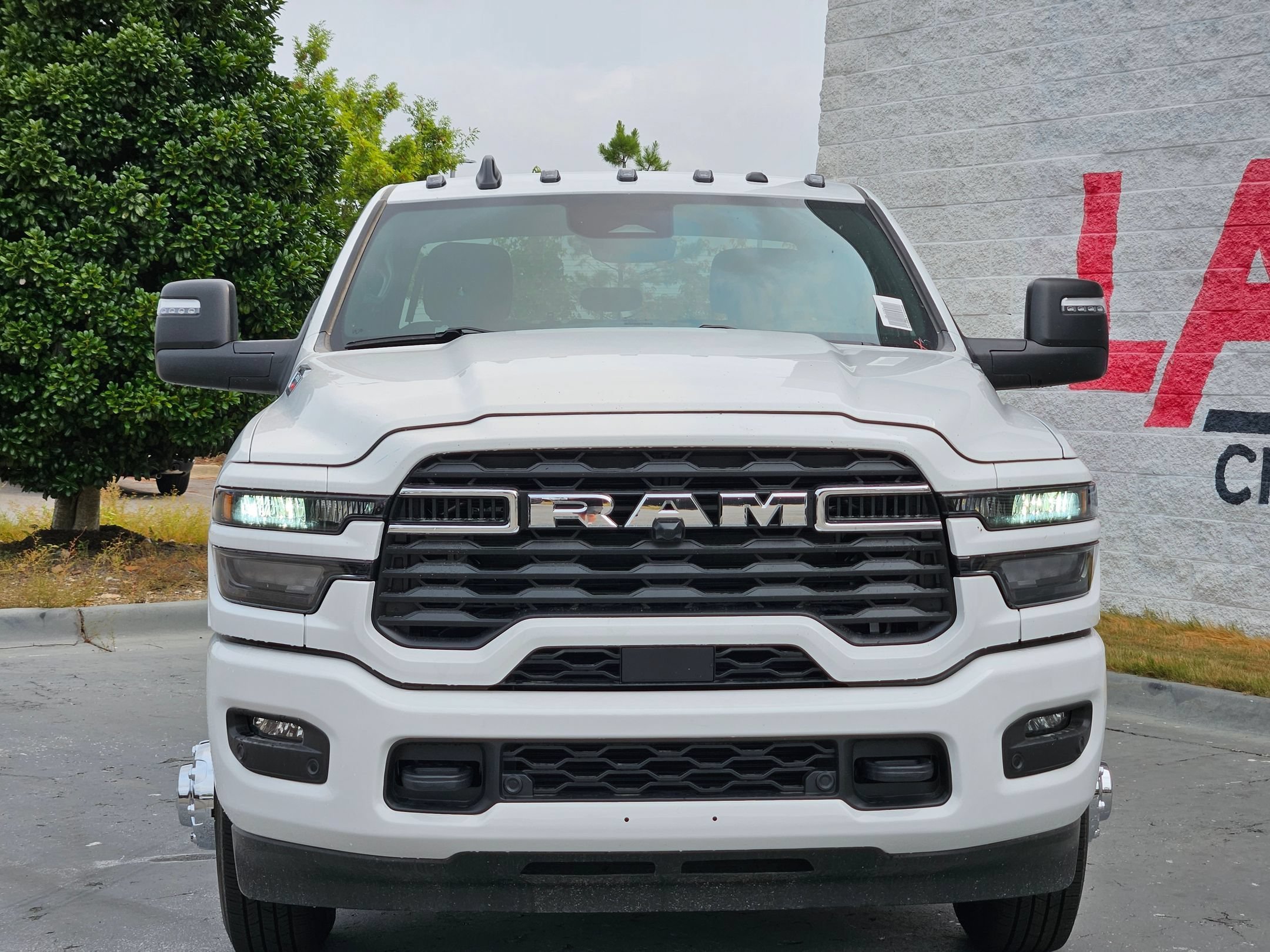 New 2026 Bright White Clear-Coat Exterior Paint RAM Big Horn image 2