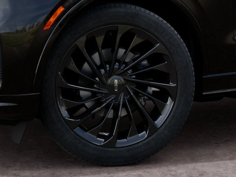 New 2027 Infinite Black Metallic Clearcoat Lincoln Reserve image 19