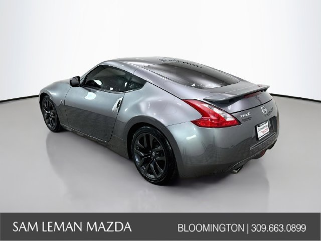 Used 2017 Gray Nissan Touring image 9