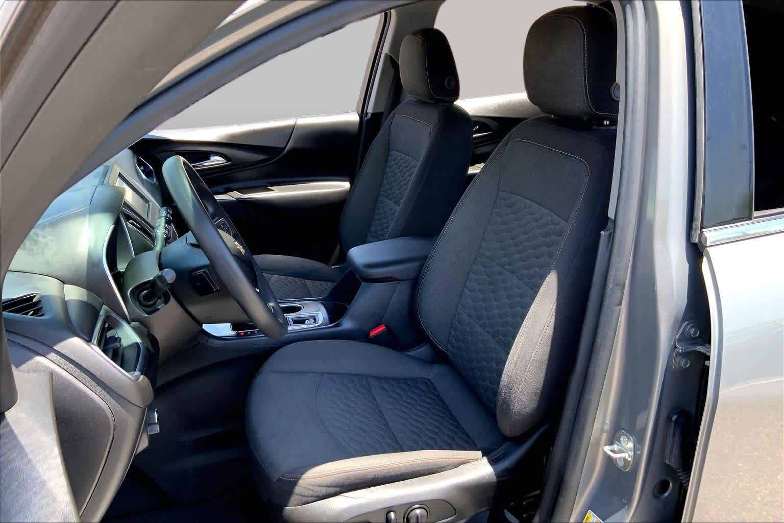 Used 2018 Pepperdust Metallic Chevrolet LT image 7