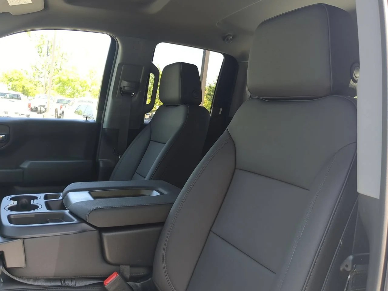 2026 GMC Sierra 1500 Pro - Photo 18
