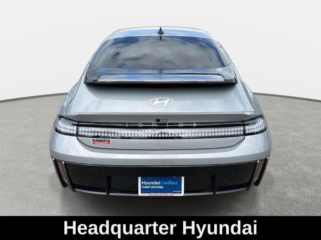 Used 2024 Silver Hyundai SEL image 3
