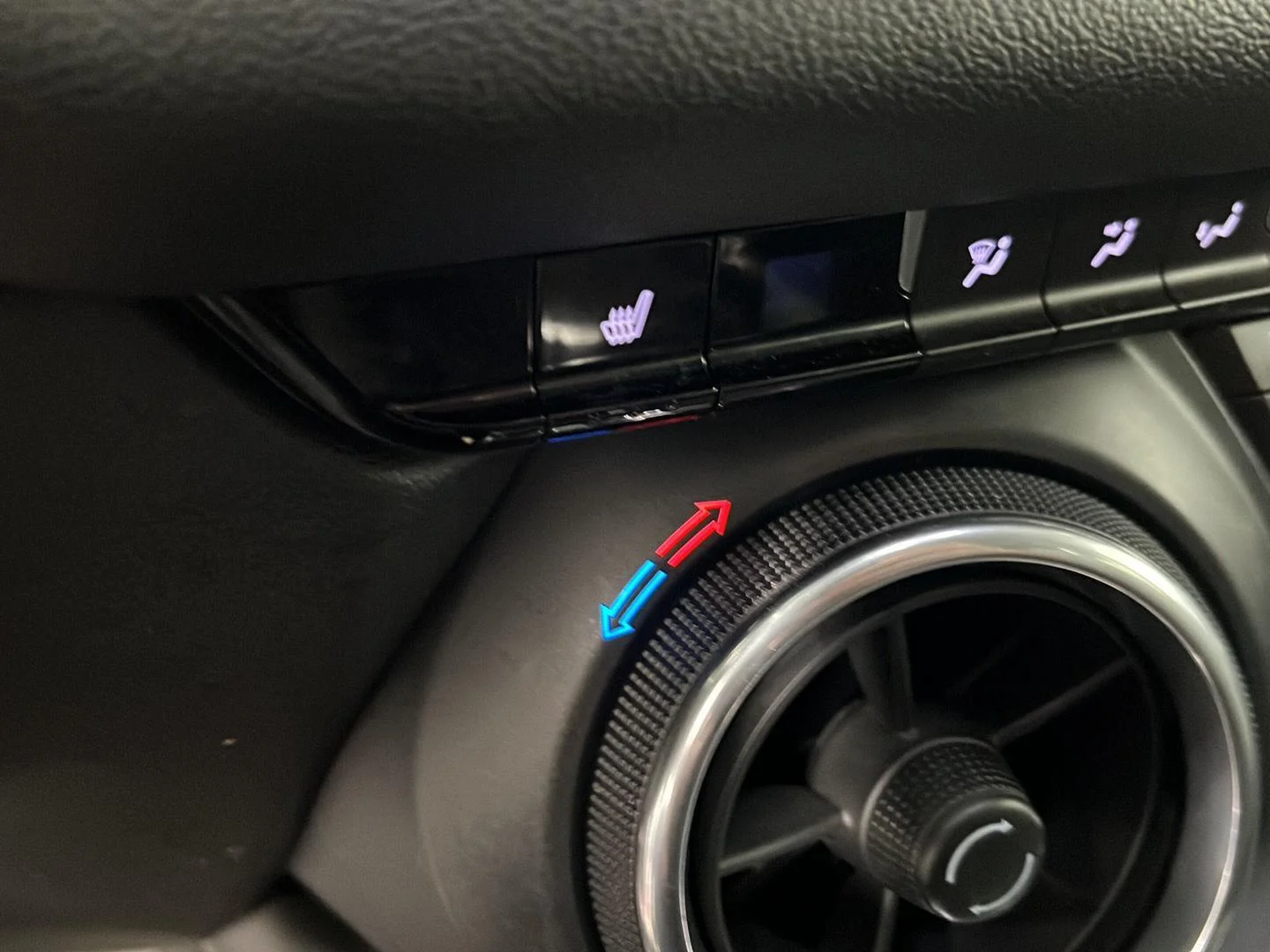 Used 2019 Red Tintcoat Chevrolet  image 8