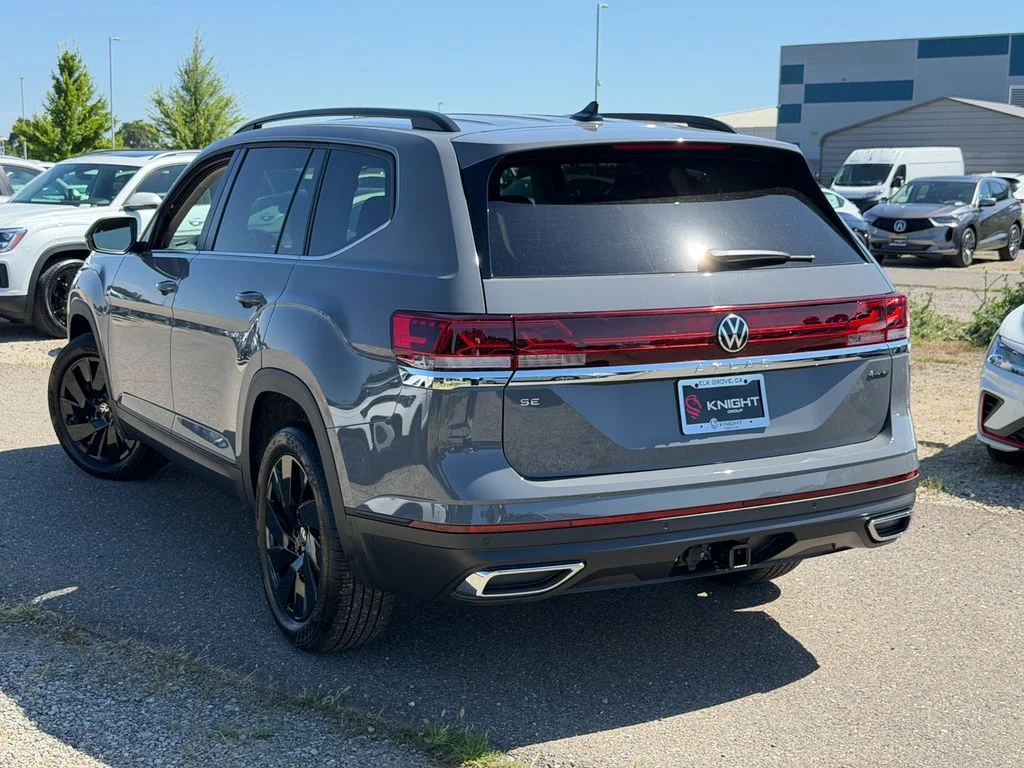 New 2026 Pure Gray Volkswagen 2.0T SE w/Technology image 10