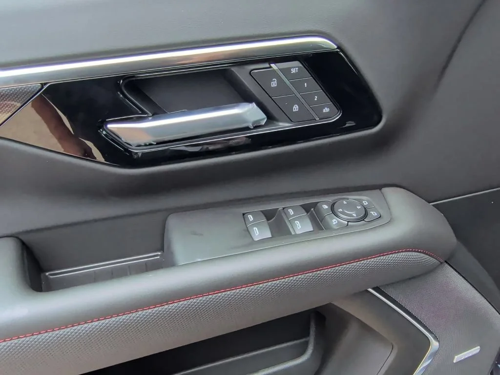 2026 Chevrolet Tahoe RST - Photo 12