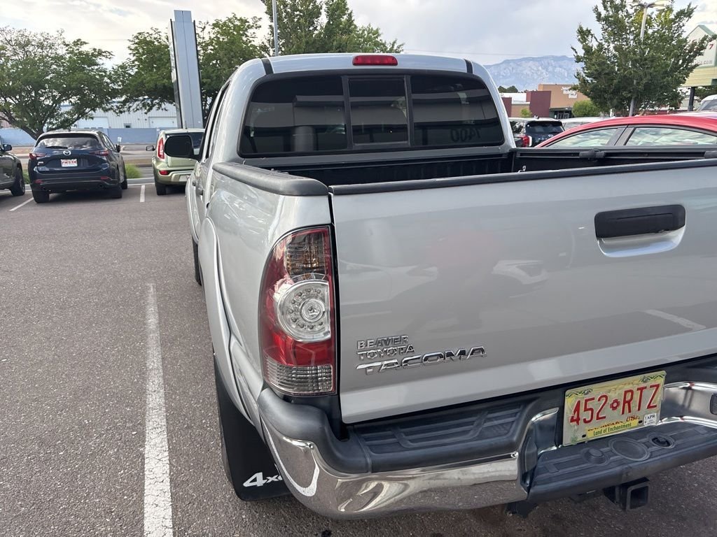Used 2013 Silver Toyota Base image 20