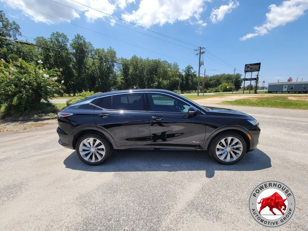 Used 2024 Black Buick Avenir image 6