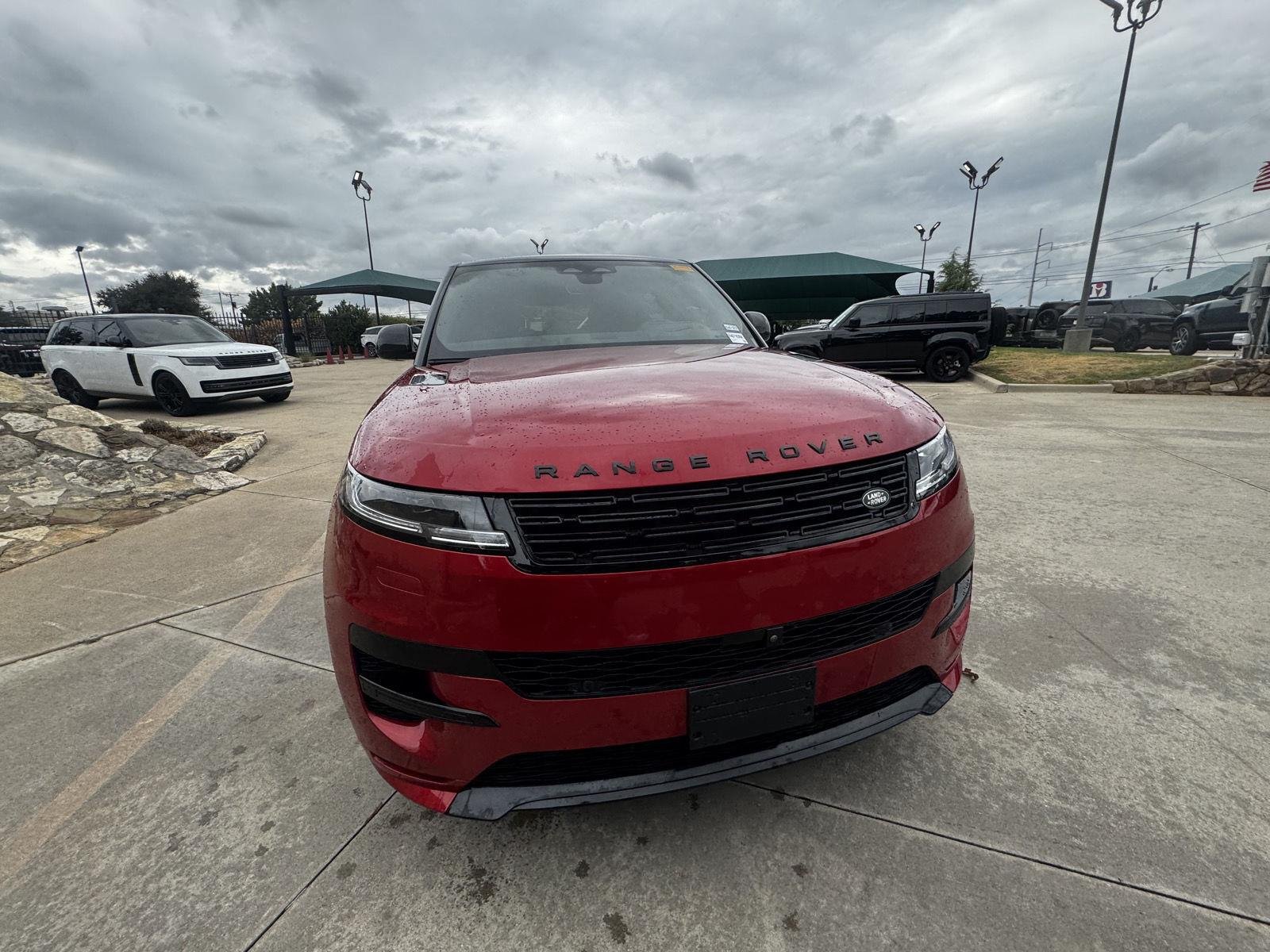Used 2025 Firenze Red Land Rover Dynamic SE P400 image 14