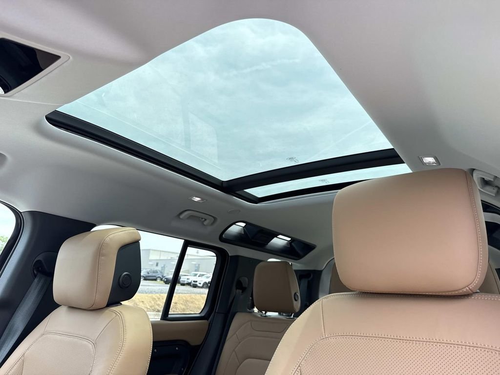 New 2026 Gray Land Rover S image 23
