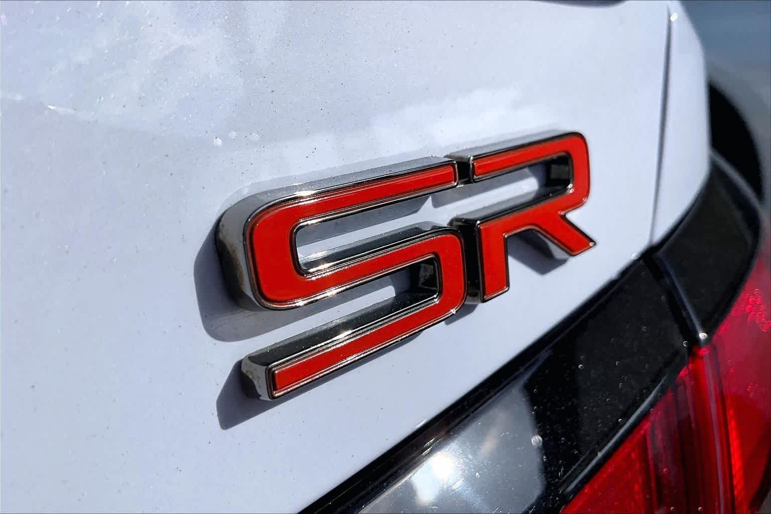 Used 2025 Gray Sky Pearl Nissan SR image 9