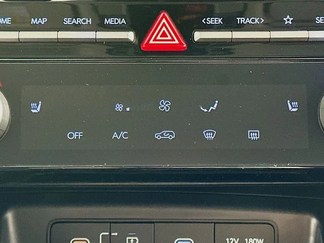 New 2026 Hyundai TUCSON SEL