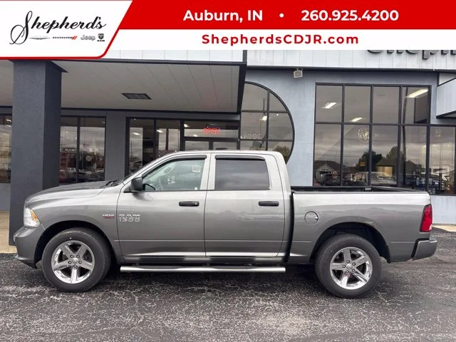 Used 2013 Gray Ram Express image 1