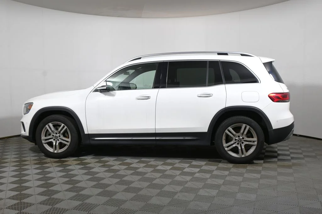 Certified Used 2023 Blue Mercedes-Benz GLA 250 image 2