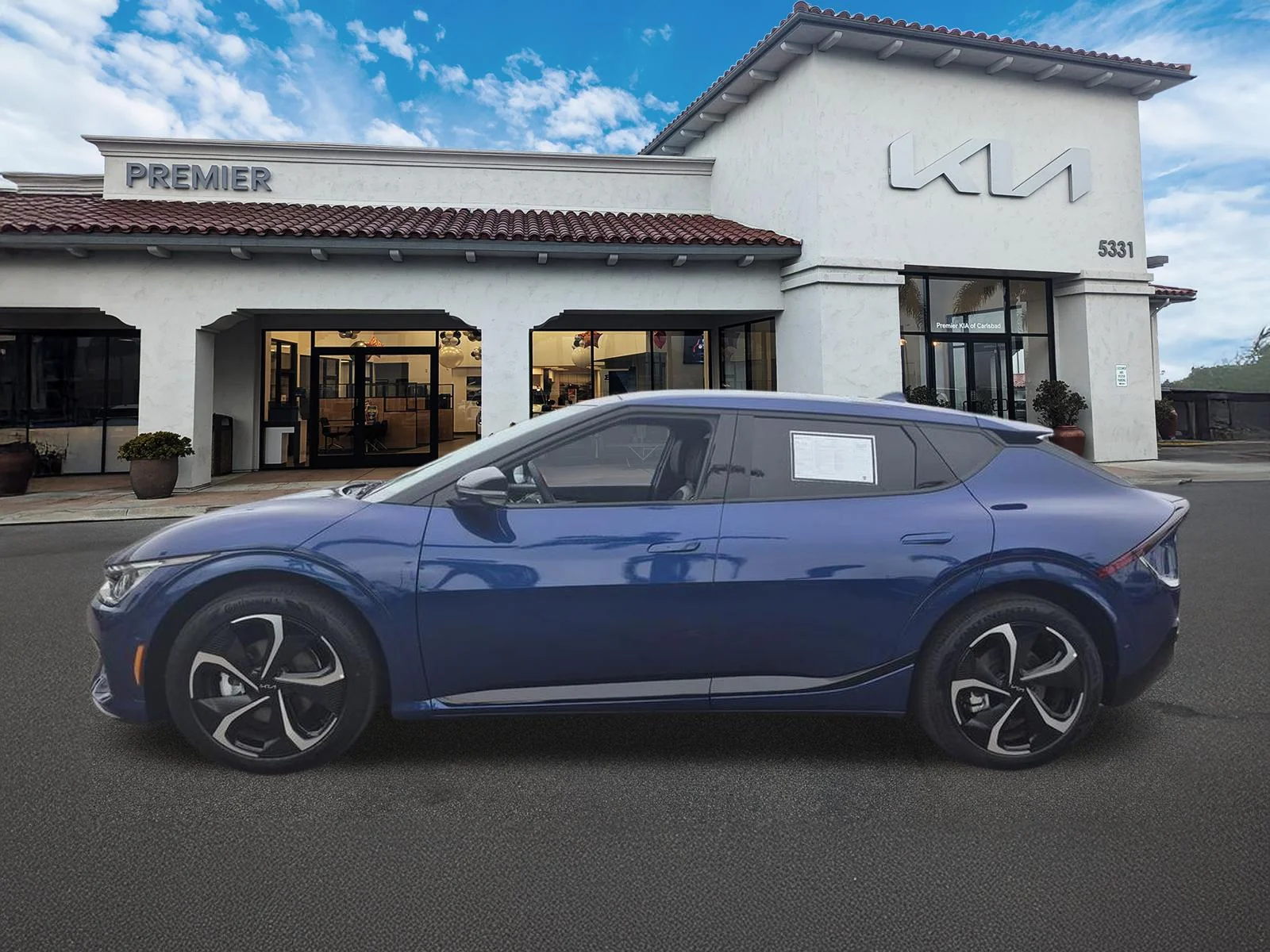 Certified Used 2022 Yacht Blue Kia GT-Line image 5