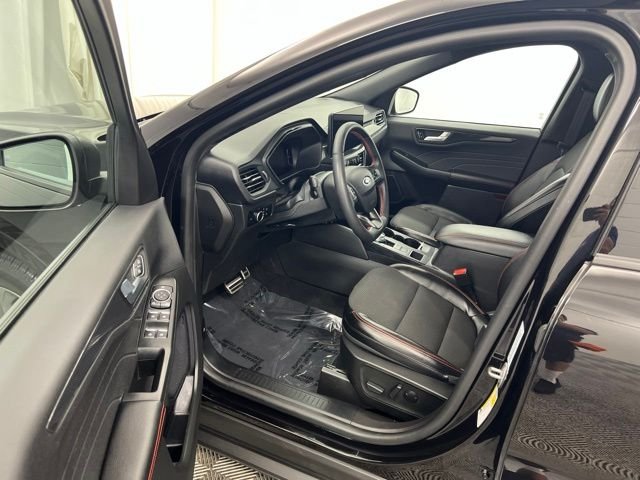Used 2023 Black Metallic Ford ST-Line image 12