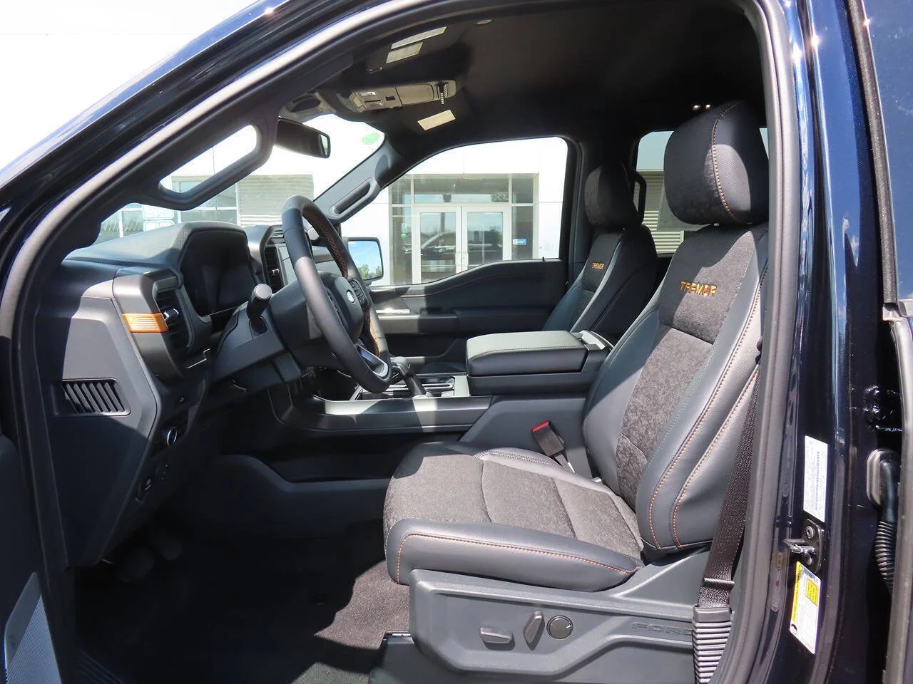 New 2026 Antimatter Blue Metallic Ford Tremor® image 9