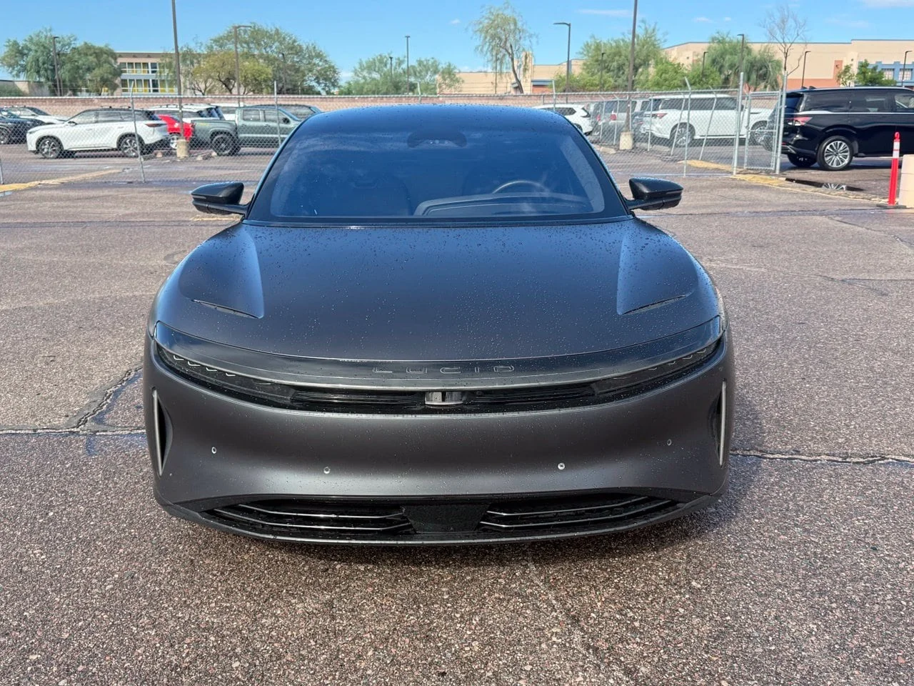 Used 2022  Lucid Grand Touring image 2