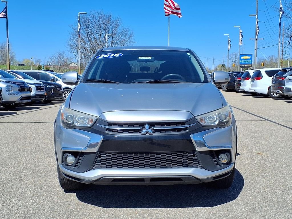 Used 2018 Silver Mitsubishi 2.0 ES image 2
