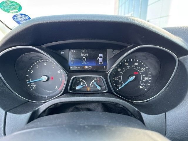Used 2016 Race Red Ford SE image 11