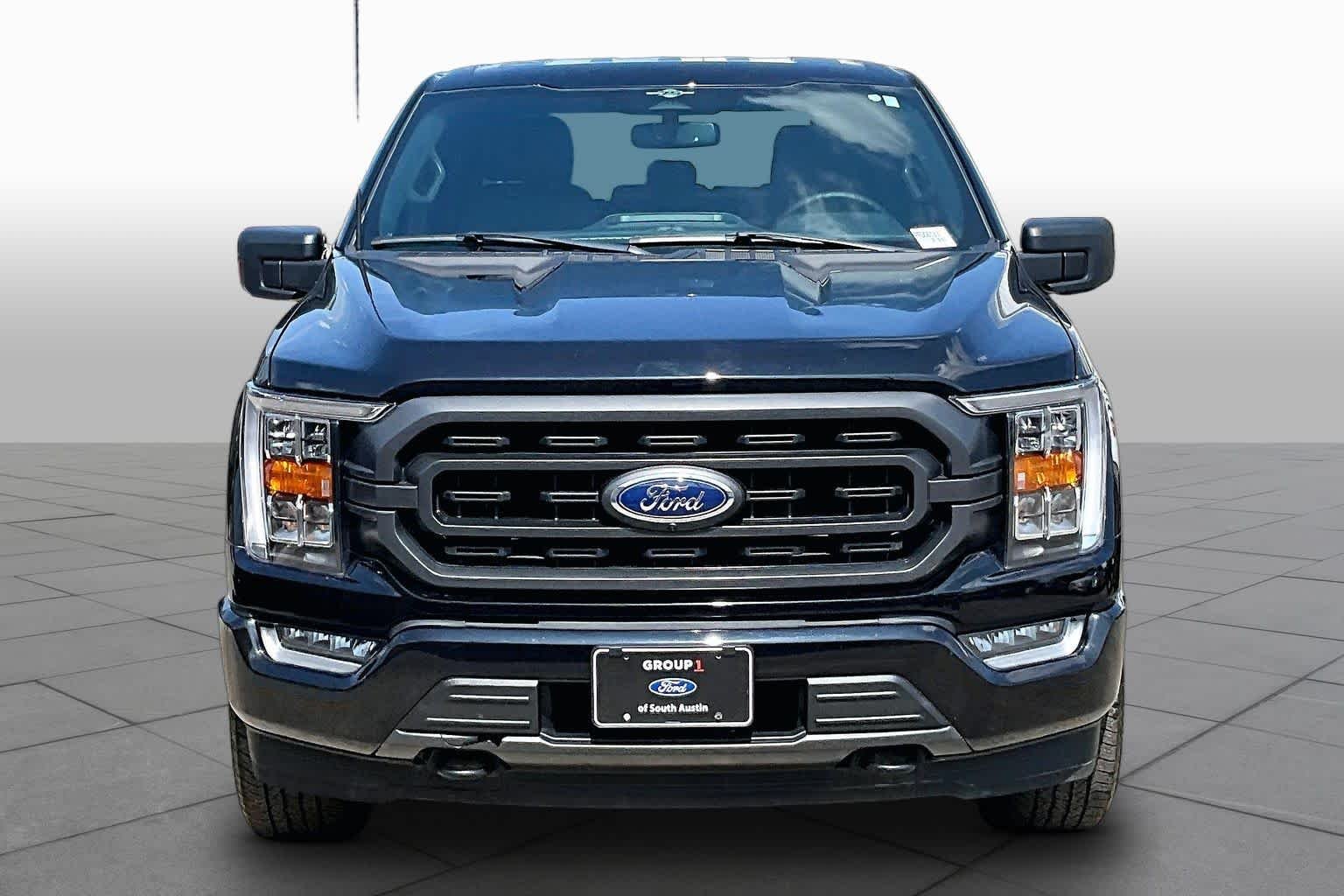 Certified Used 2023 Agate Black Metallic Ford XLT image 4