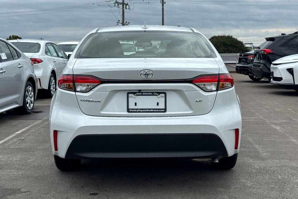 New 2026 Wind Chill Pearl <sup>1</sup> Toyota  LE image 6