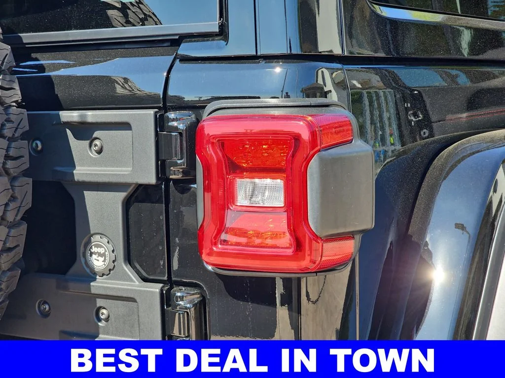 New 2026 Black Clear-Coat Exterior Paint Jeep Rubicon X image 31