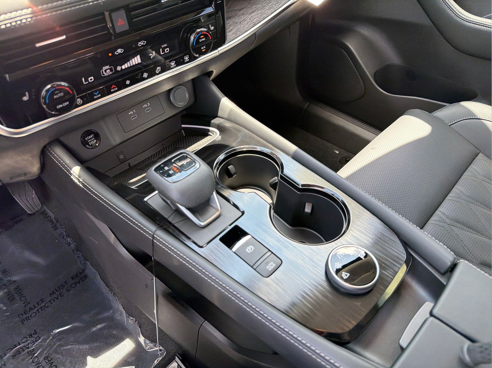 New 2026 Black Nissan Platinum image 25