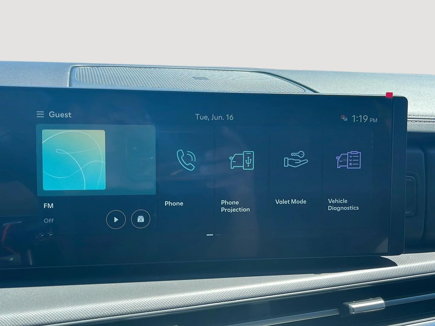 New 2026 Hampton Gray Hyundai SEL image 24