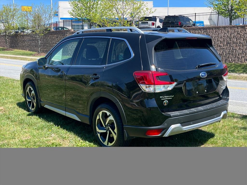Used 2024 Crystal Black Silica Subaru Touring image 5