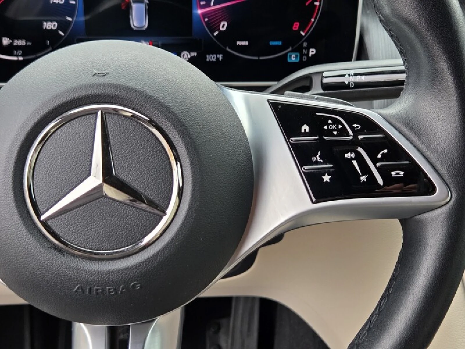 Certified Used 2024 Polar White Mercedes-Benz GLC 300 image 26