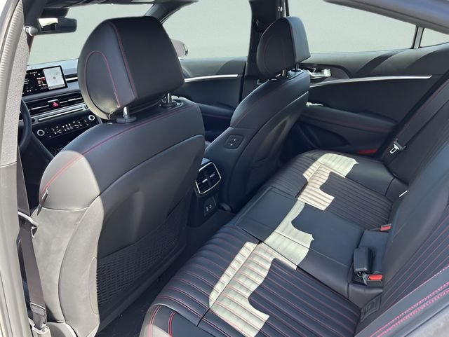 New 2026 White Genesis 3.3T Sport Prestige image 19