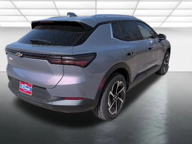 New 2026 Galaxy Gray Metallic Chevrolet LT image 30