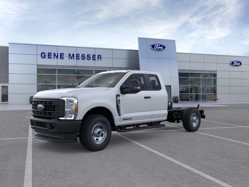 2026 Ford F-350 XL 4x4 SuperCab 168-In SRW's photo