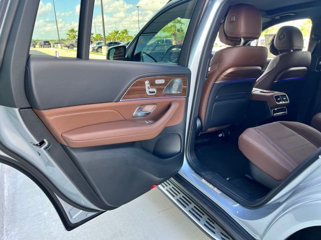 2026 Mercedes-Benz GLS Base - Photo 17