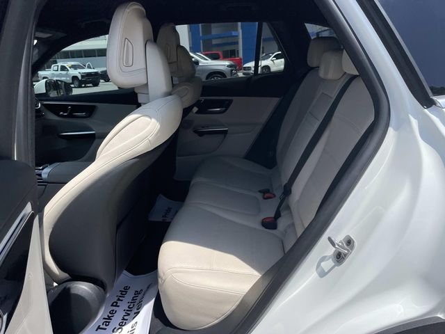 Used 2025 White Mercedes-Benz GLC 300 image 10