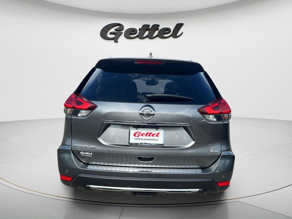 Used 2020 Gray Nissan SV image 6