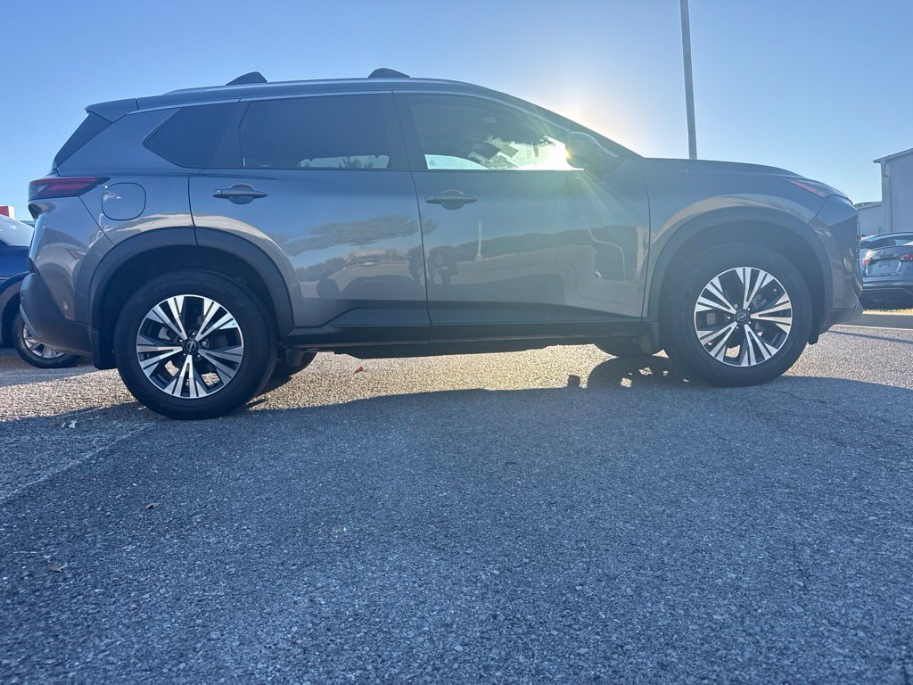 Certified Used 2023 Gray Nissan SV image 2