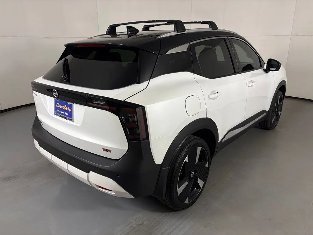 New 2026 Aspen White TriCoat / Super Black Two-tone Nissan SR image 8