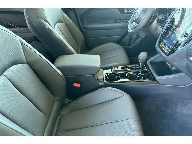New 2026 DARK MAHOGANY PEARL Subaru Limited image 42