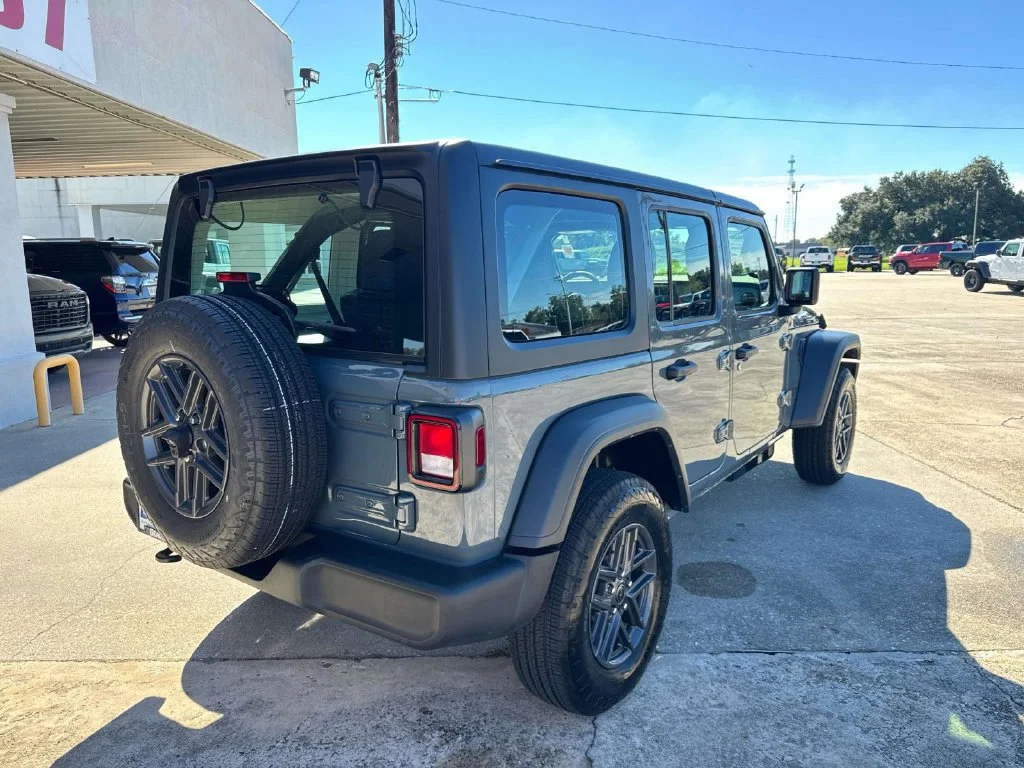 Used 2026 Gray Jeep Sport image 15