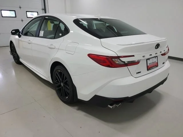 New 2026 Ice Cap Toyota SE image 4