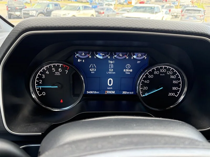 Used 2022 Silver Ford XLT image 13