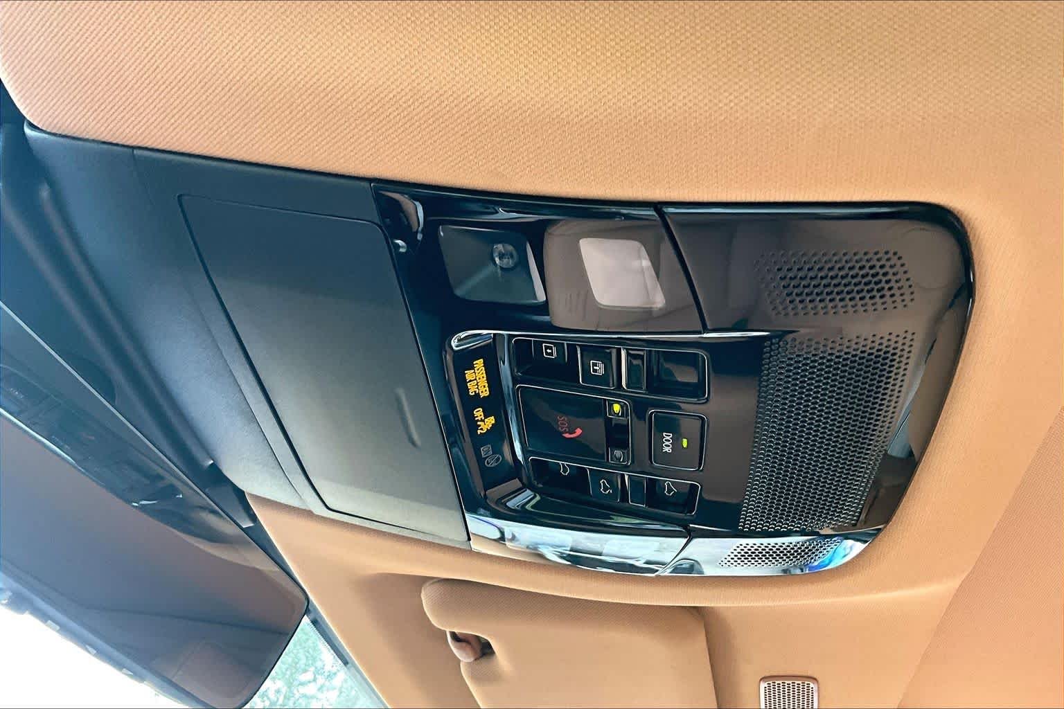 Used 2025 Redline Lexus Luxury image 32