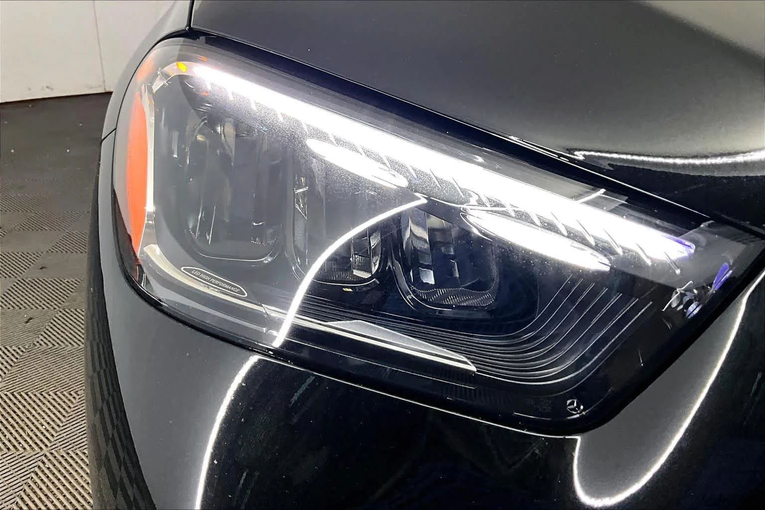 New 2026 Obsidian Black Metallic Mercedes-Benz GLE 350 image 15
