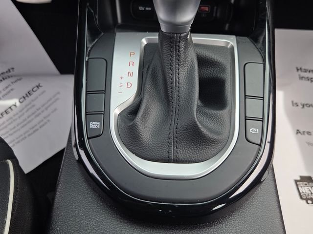 Used 2024 White Kia GT-Line image 19