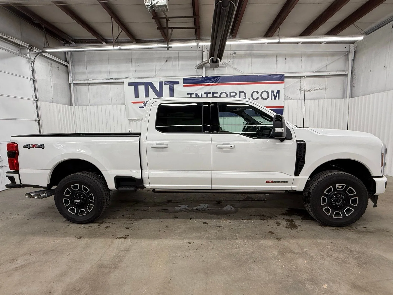 2026 Ford F-250 Platinum 4x4 Crew Cab 8' Box's photo