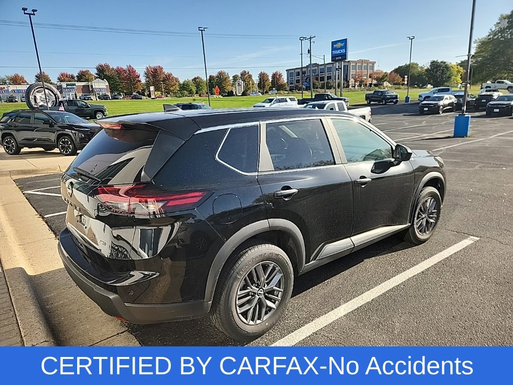 Used 2025 Nissan Rogue S with VIN 5N1BT3ABXSC811531 for sale in Northfield, Minnesota